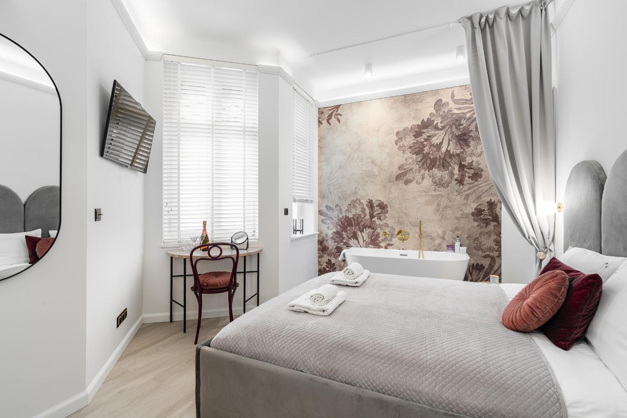 סופוט Apartments Factory Helska מראה חיצוני תמונה