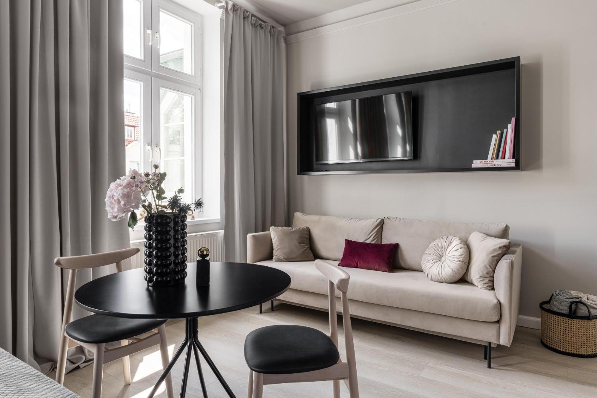 סופוט Apartments Factory Helska מראה חיצוני תמונה